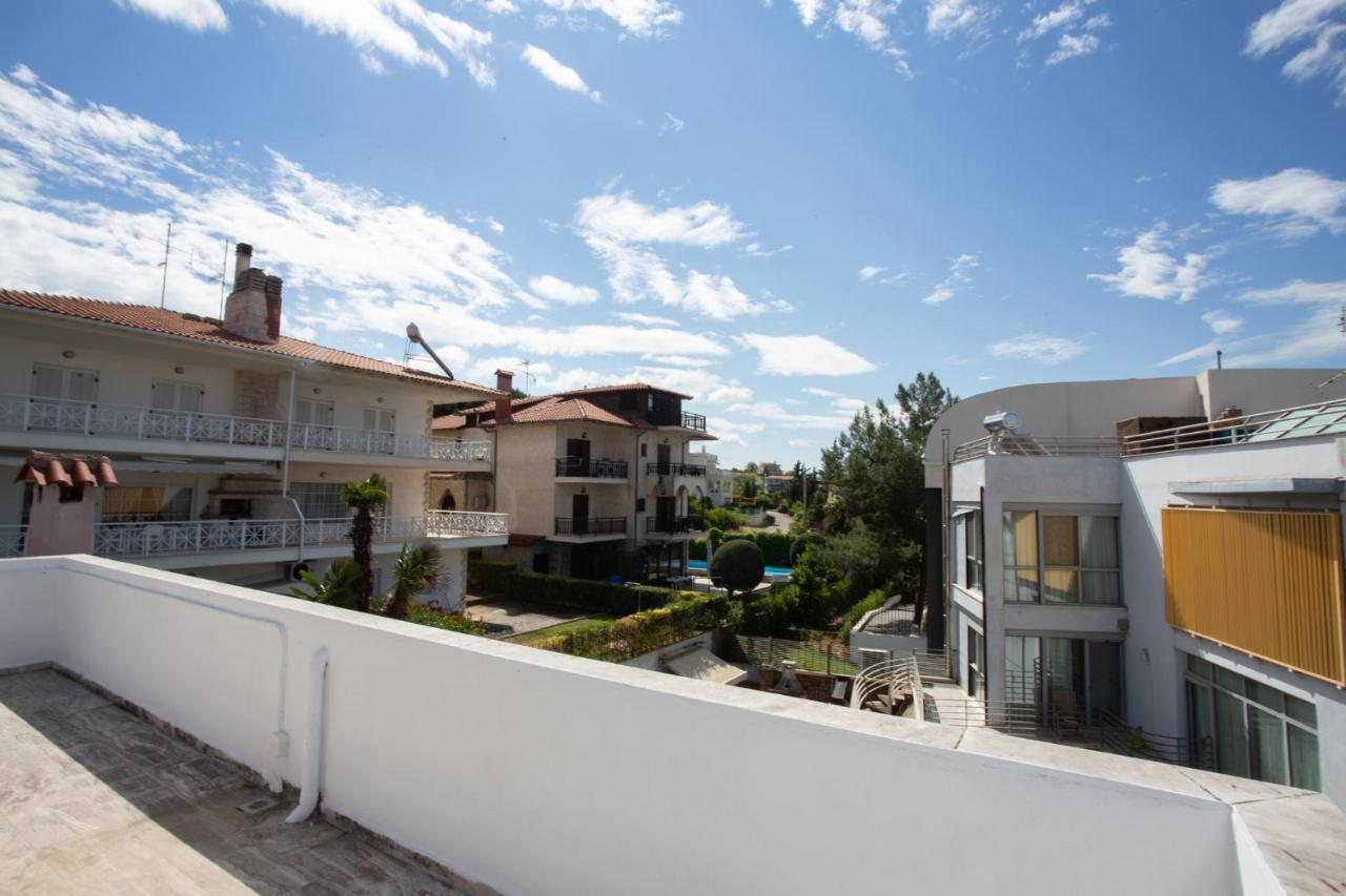 Τraditional Fully Detached Villa on a luxurious Hillock of Thessaloniki PANORAMA with its own Garden also for Family&Wedding gatherings&Kid's parties - under 13 Εξωτερικό φωτογραφία
