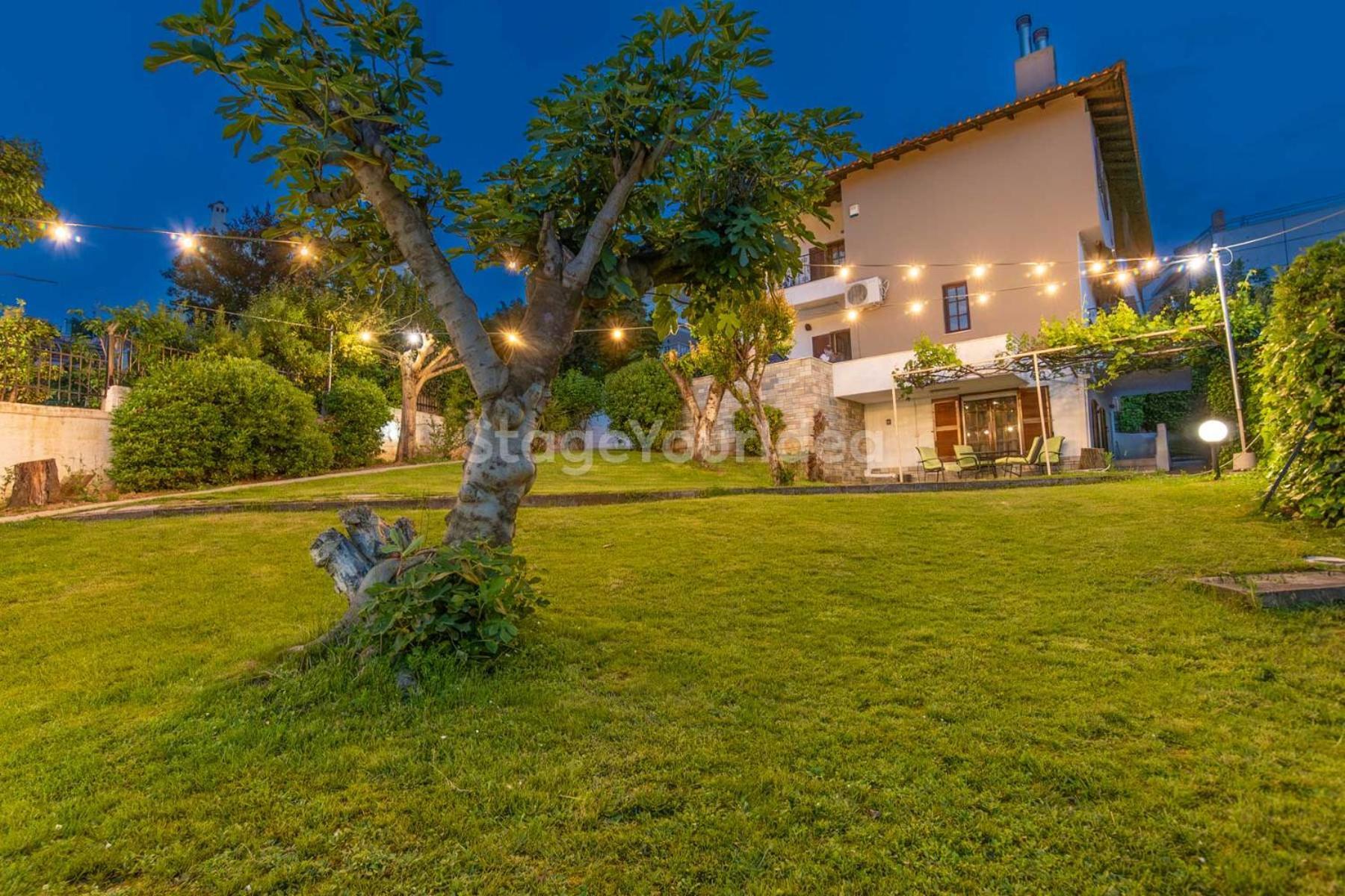 Τraditional Fully Detached Villa on a luxurious Hillock of Thessaloniki PANORAMA with its own Garden also for Family&Wedding gatherings&Kid's parties - under 13 Εξωτερικό φωτογραφία