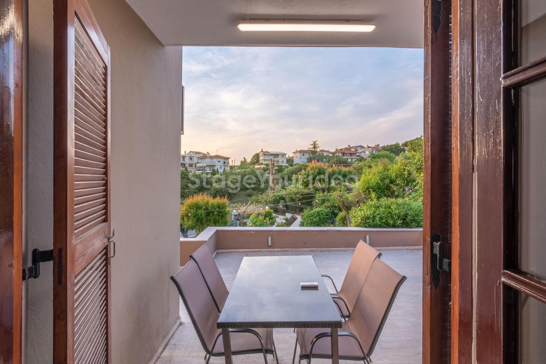 Τraditional Fully Detached Villa on a luxurious Hillock of Thessaloniki PANORAMA with its own Garden also for Family&Wedding gatherings&Kid's parties - under 13 Εξωτερικό φωτογραφία